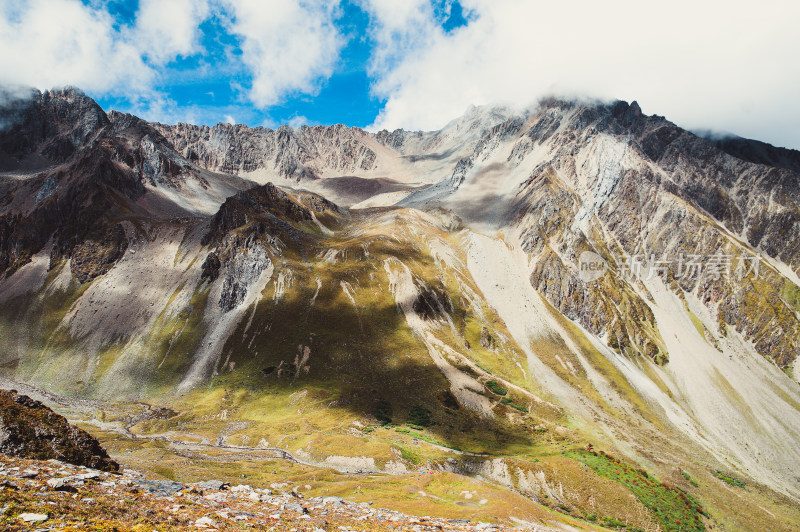 雄伟的山川风景