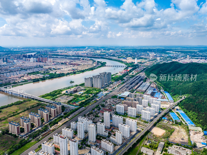 中国吉林市松花江龙潭山城市航拍