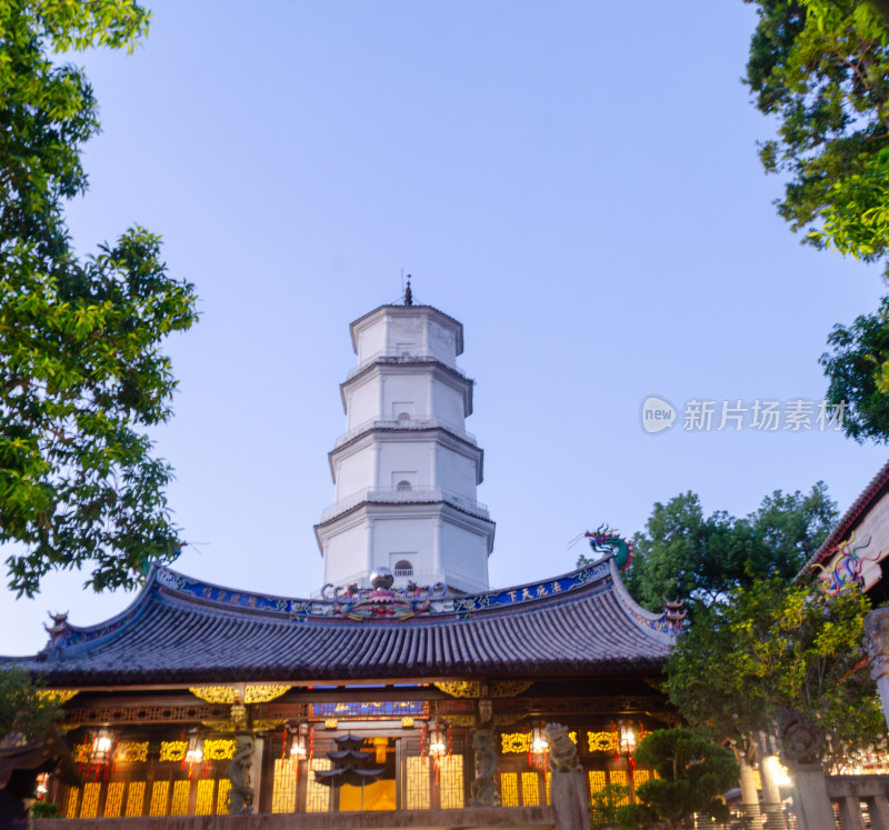 亚洲中国福建省福州市于山风景区定光寺白塔