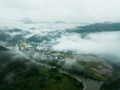 国风古建筑烟雨江南意境