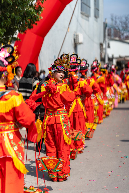 广东潮汕中国非遗英歌舞古镇戏曲盛装巡游