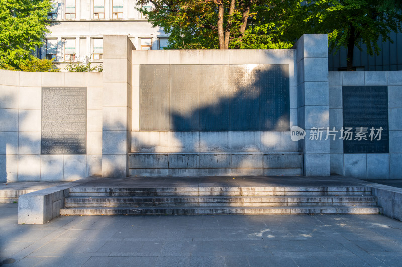 韩国首尔塔谷公园内历史性的独立宣言纪念碑