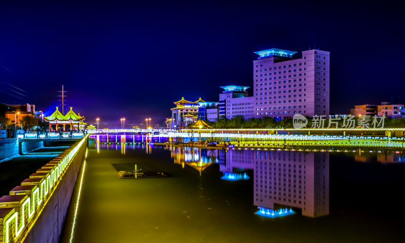 甘肃敦煌党河夜色风景