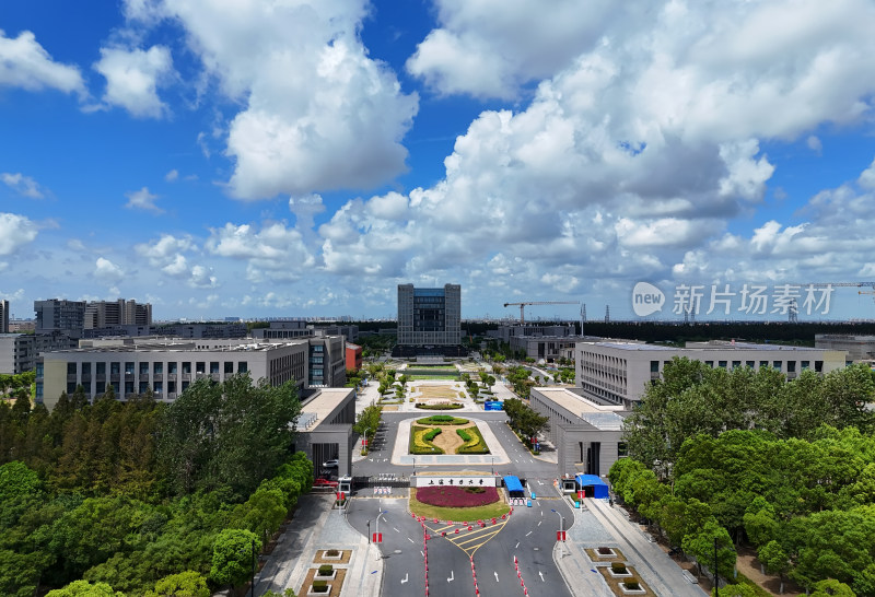 航拍上海临港大学城 上海电力大学