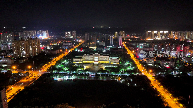 广西来宾市政府夜景航拍图