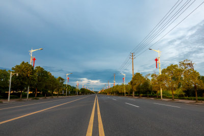 乡村公路双黄线