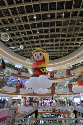 天台祥生商场内大型孙悟空卡通形象装饰