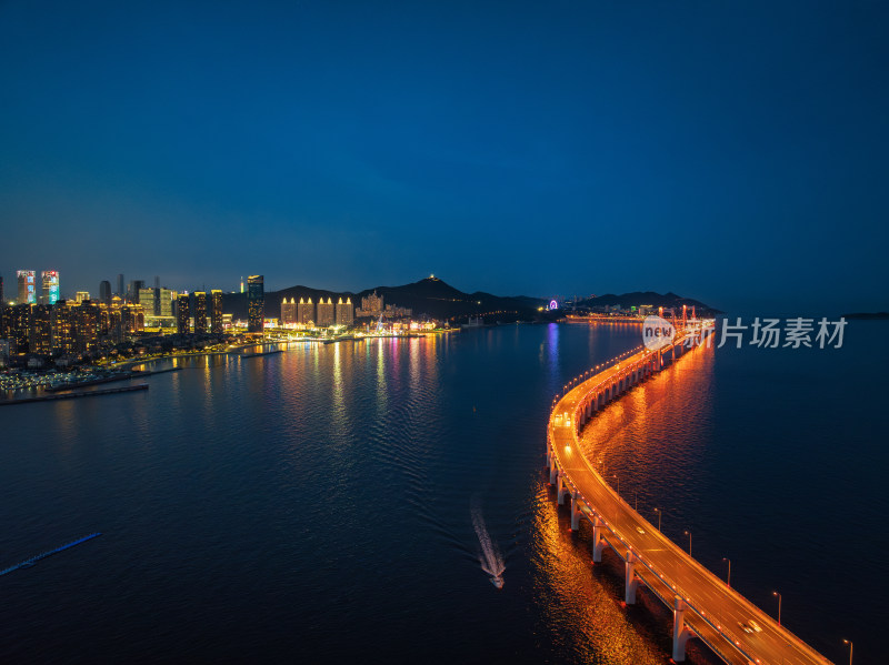 俯瞰大连星海湾大桥夜景