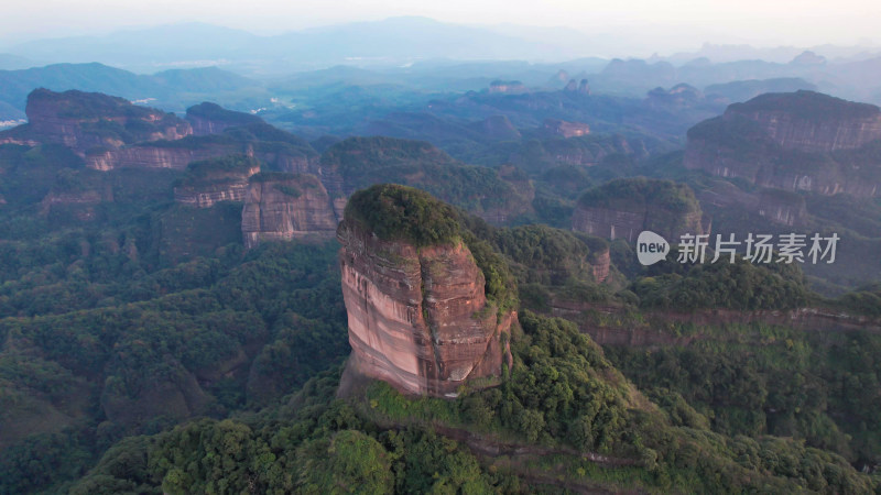 广东韶关丹霞山晚霞夕阳航拍图