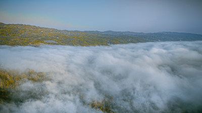 山间云海风光