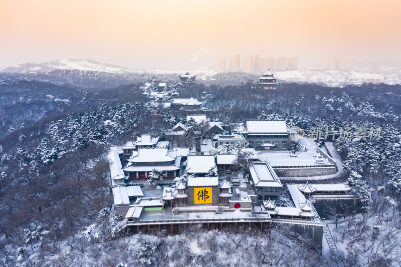 寺庙雪景