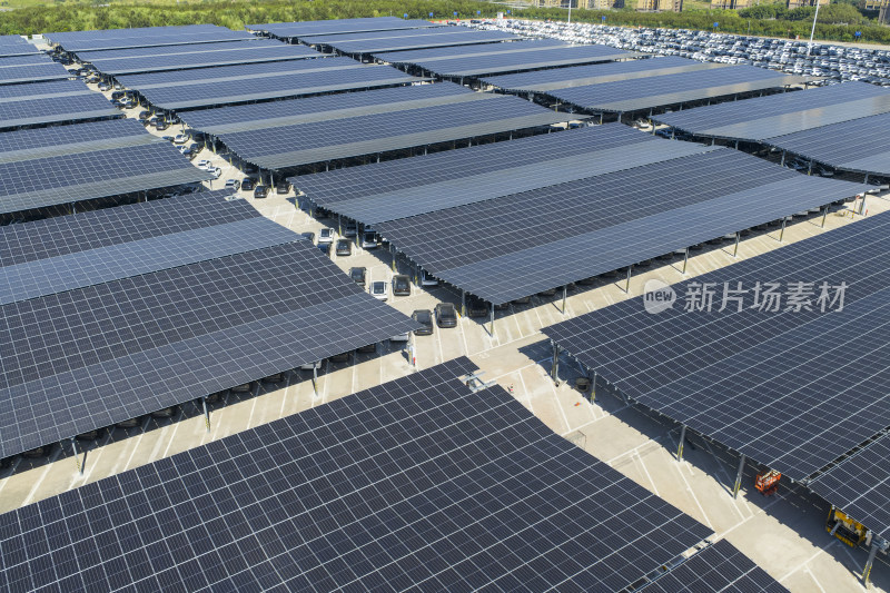 光伏停车场的太阳能电池板车棚