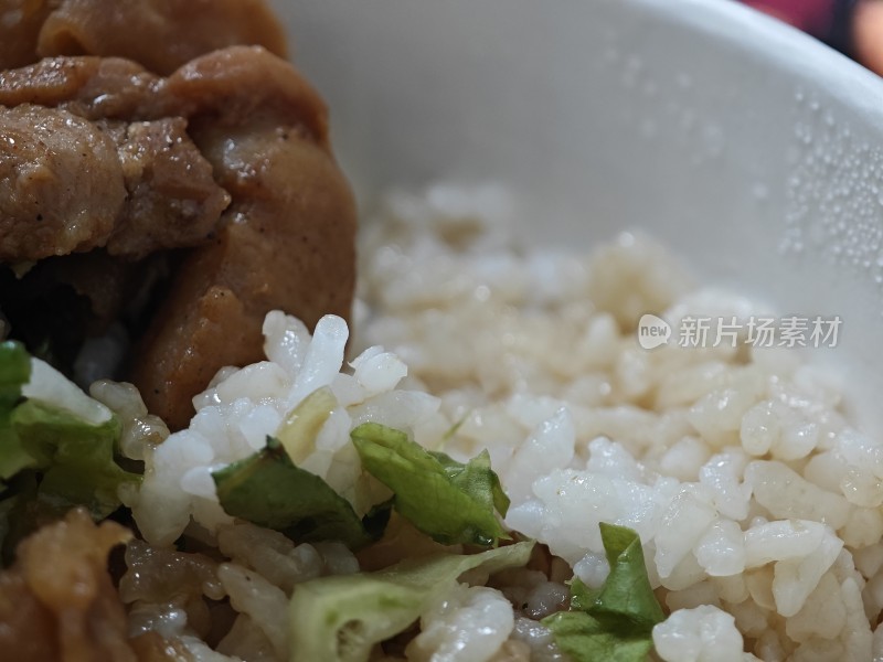 鸡肉盖浇饭特写