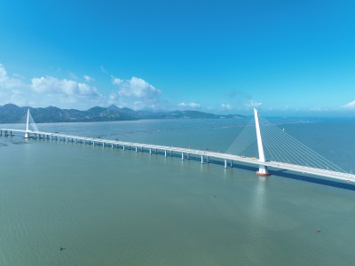 航拍深圳湾跨海大桥