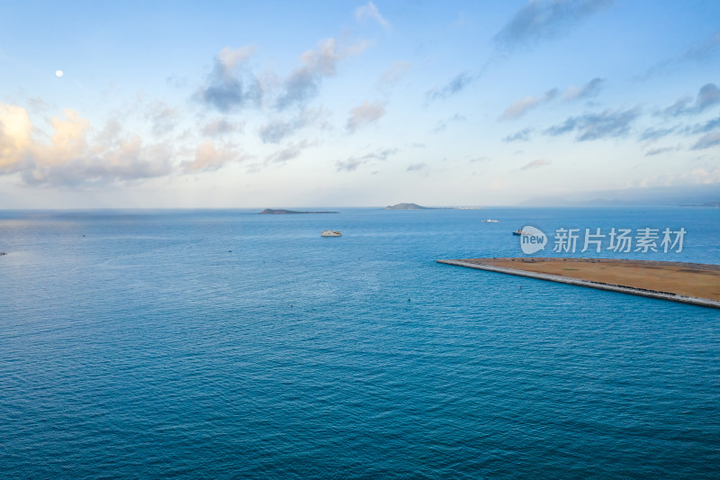 海南三亚湾海平面航拍