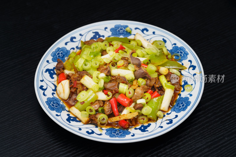 特色中餐辣炒鸡胗