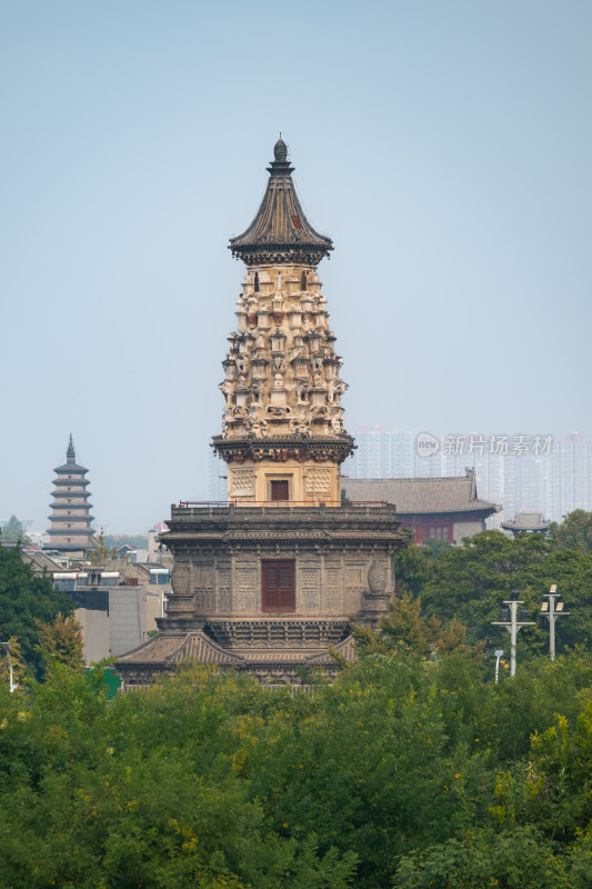 河北石家庄市正定古城广惠寺华塔建筑