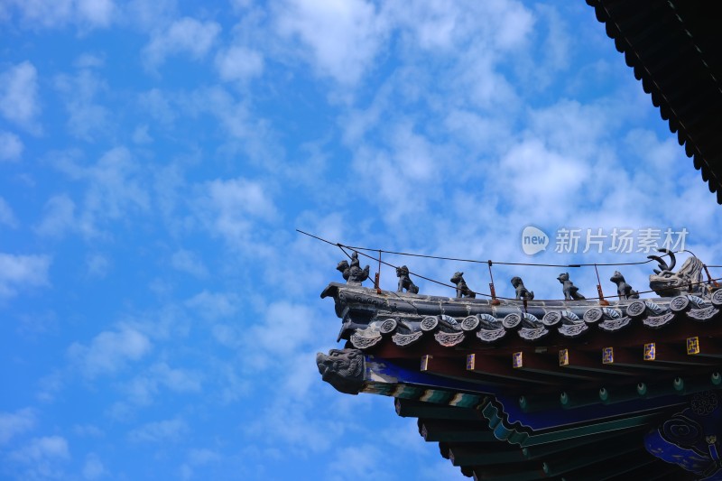 传统古建筑屋檐及脊兽