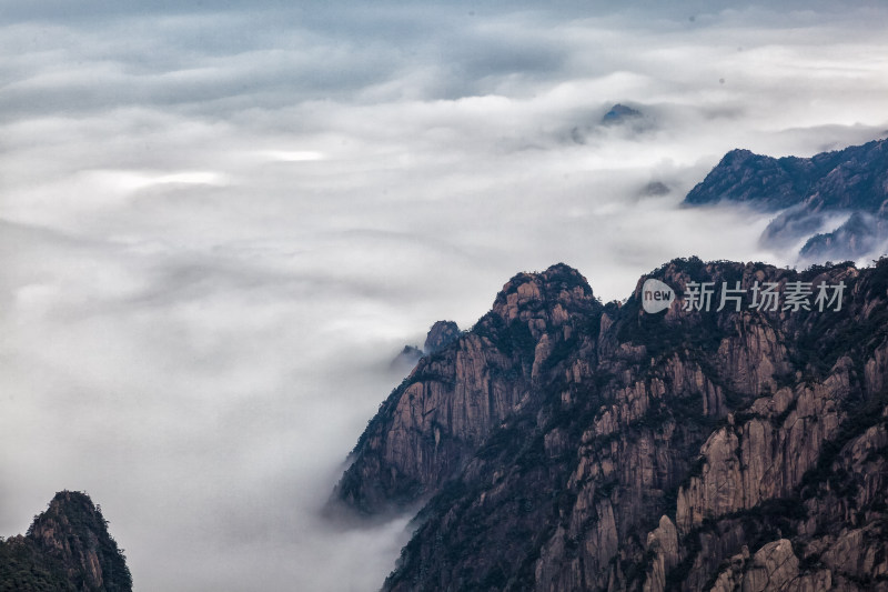 自然风光黄山风景区喀斯特地貌迎客松