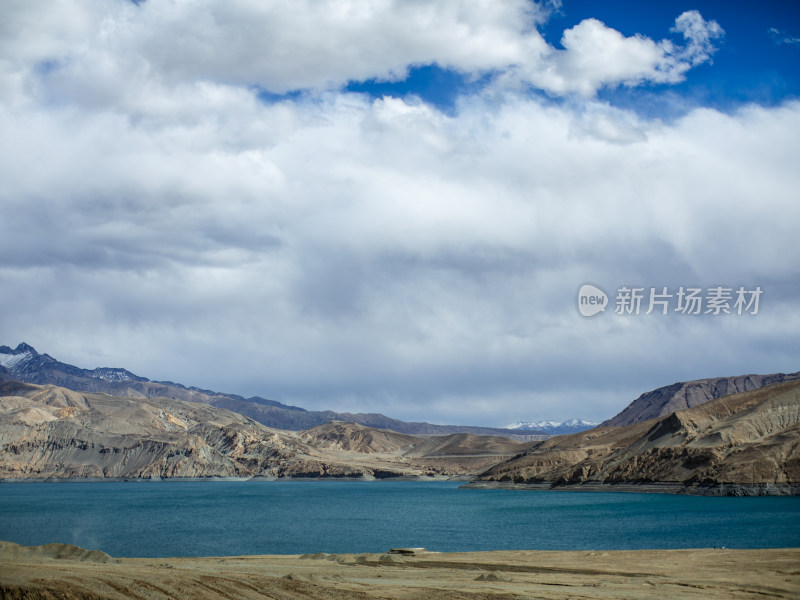 新疆塔县班迪尔湖下板地水库