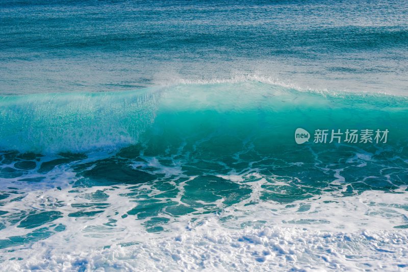 大海浪潮汹涌海浪波涛汹涌浪花巨浪