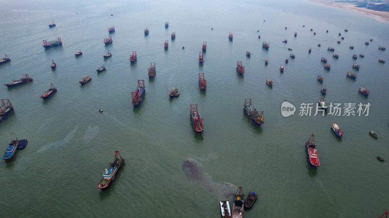 海边渔船广西北海海边风光航拍