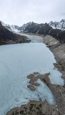 西藏那曲地区布加雪山冰川冰湖高空航拍