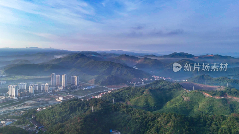 航拍广西梧州城市清晨大景