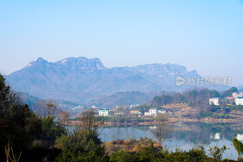 山村水库远景