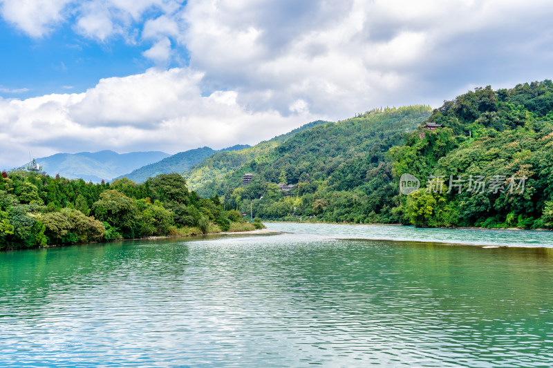 四川都江堰水利工程景区的风景