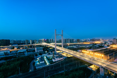 夏天郑州农业路大桥夜景风光