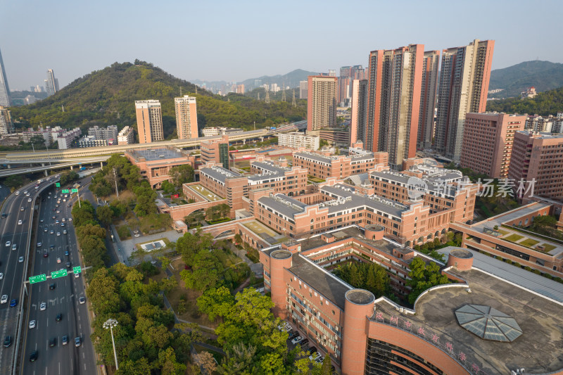 深圳中学泥岗校区