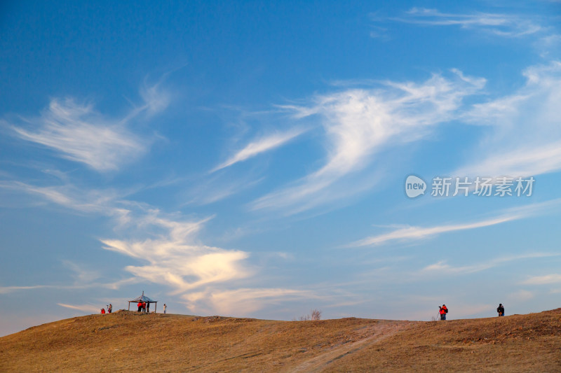 内蒙坝上小红山山坡高处观景台