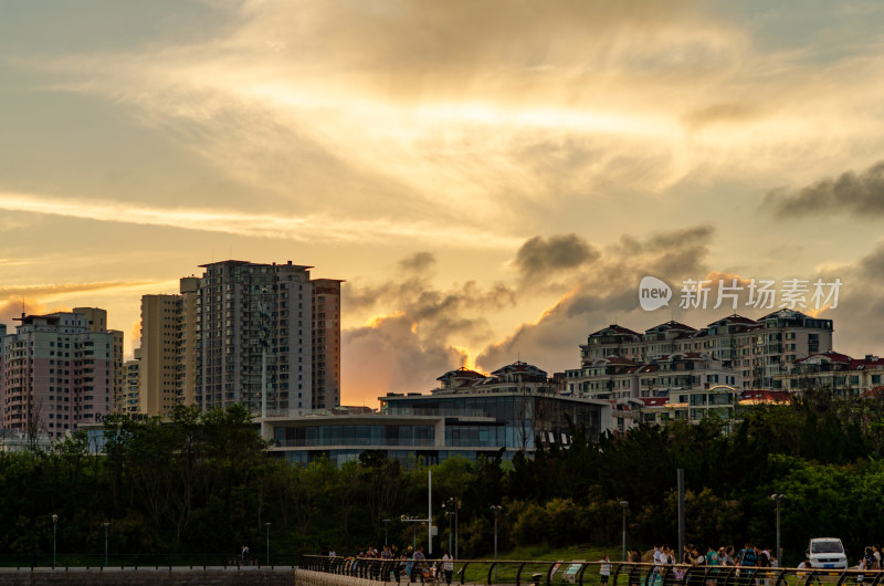 中国山东小麦岛夕阳风光