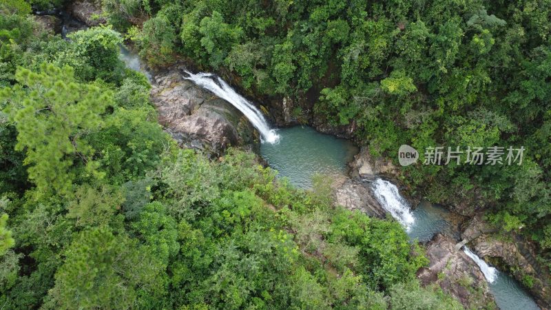 广东东莞：银瓶山森林公园清溪景区瀑布