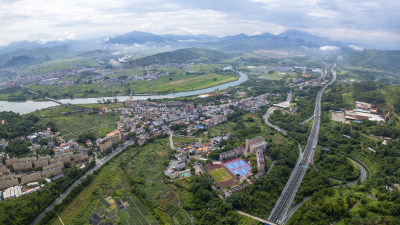 航拍韶关武江区雨后的清新风景