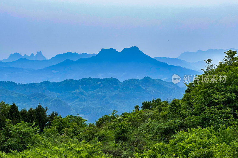 湖北利川文斗镇笔架山远景