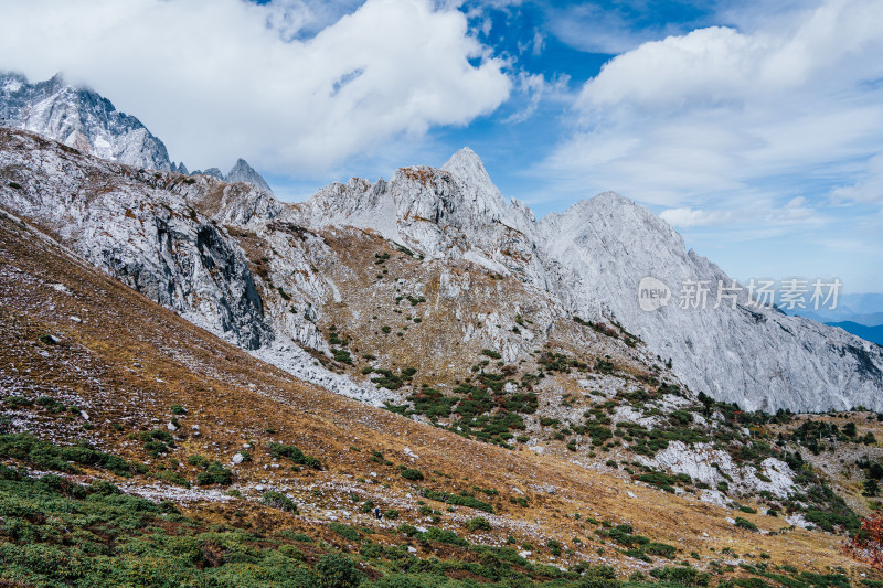 丽江玉龙雪山大峡谷