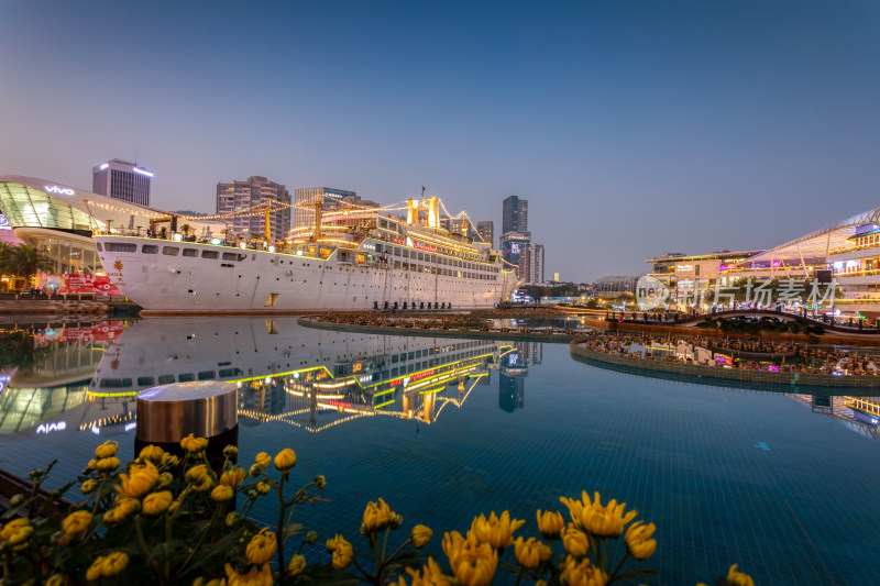 深圳蛇口海上世界夜景