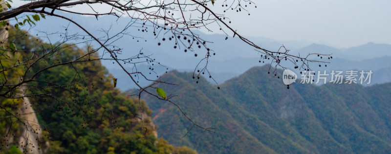 河南省洛阳白云山九龙潭山峦风景