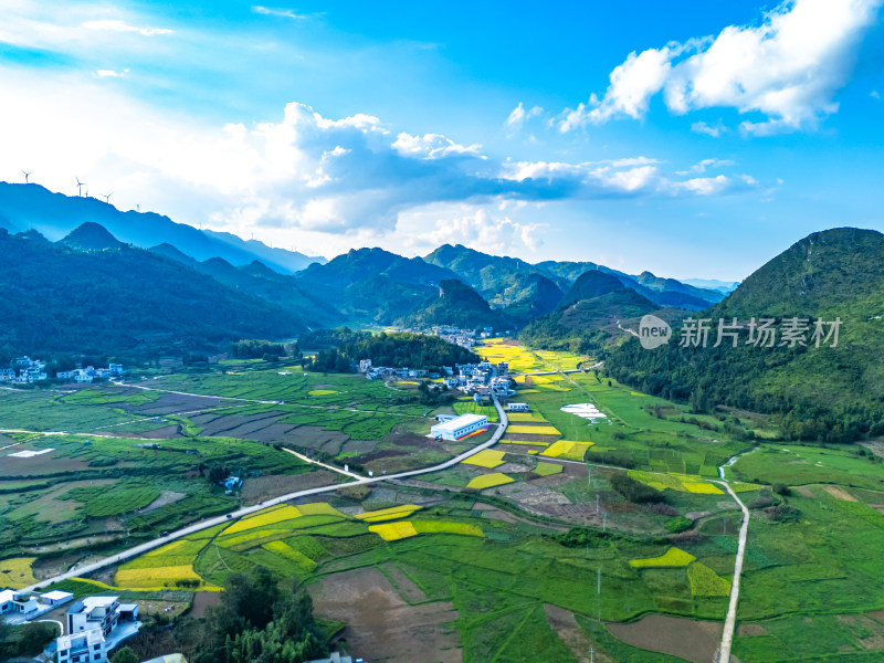 绿色能源风能发电喀斯特地貌