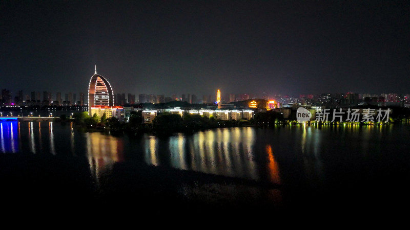 航拍湖北鄂州洋澜湖夜景