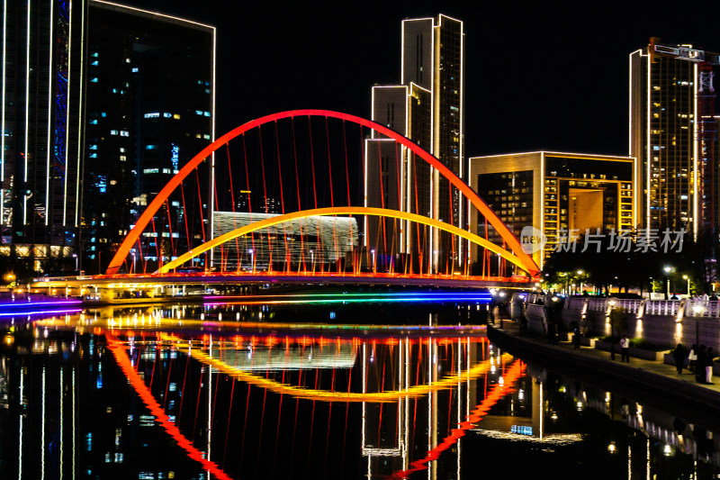 天津市津湾广场海河边大沽桥夜景