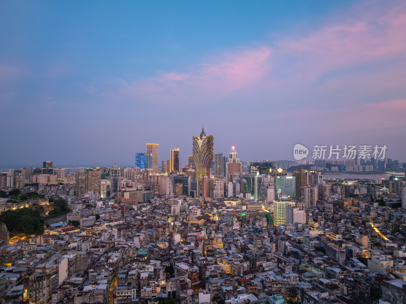 澳门半岛新葡京澳门塔CBD璀璨都市夜色