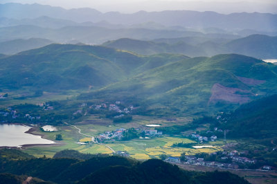 湖南蓬源仙风车山风光