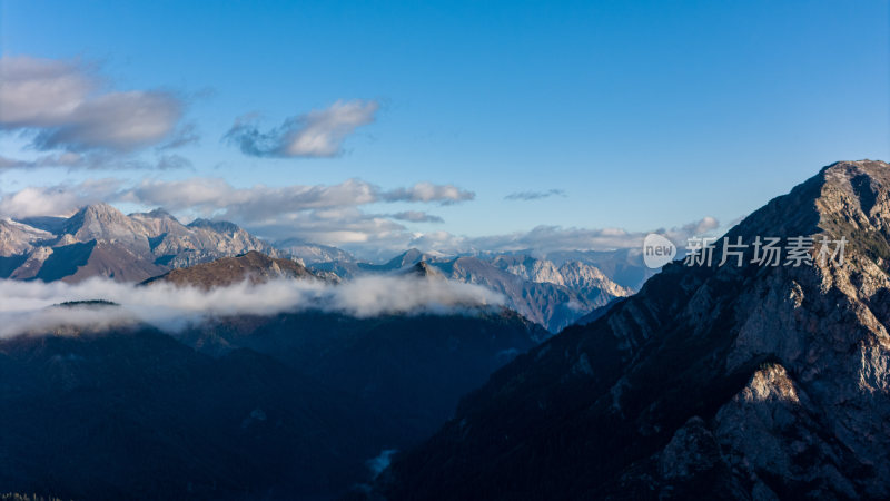 阿坝州若巴藏拉克山