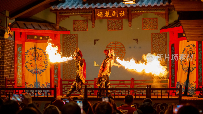 成都旅游必看的川剧变脸表演