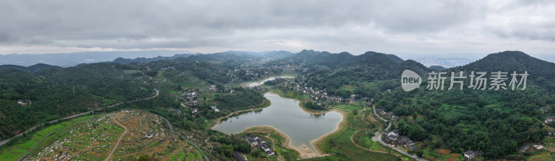 重庆市沙坪坝区中梁镇山村湖光山色风光航拍