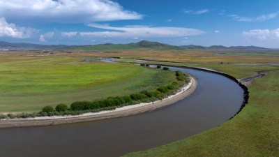 草原河流湿地航拍