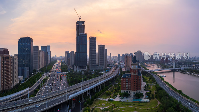 天津海河复兴门地铁站海津大桥城市交通风光